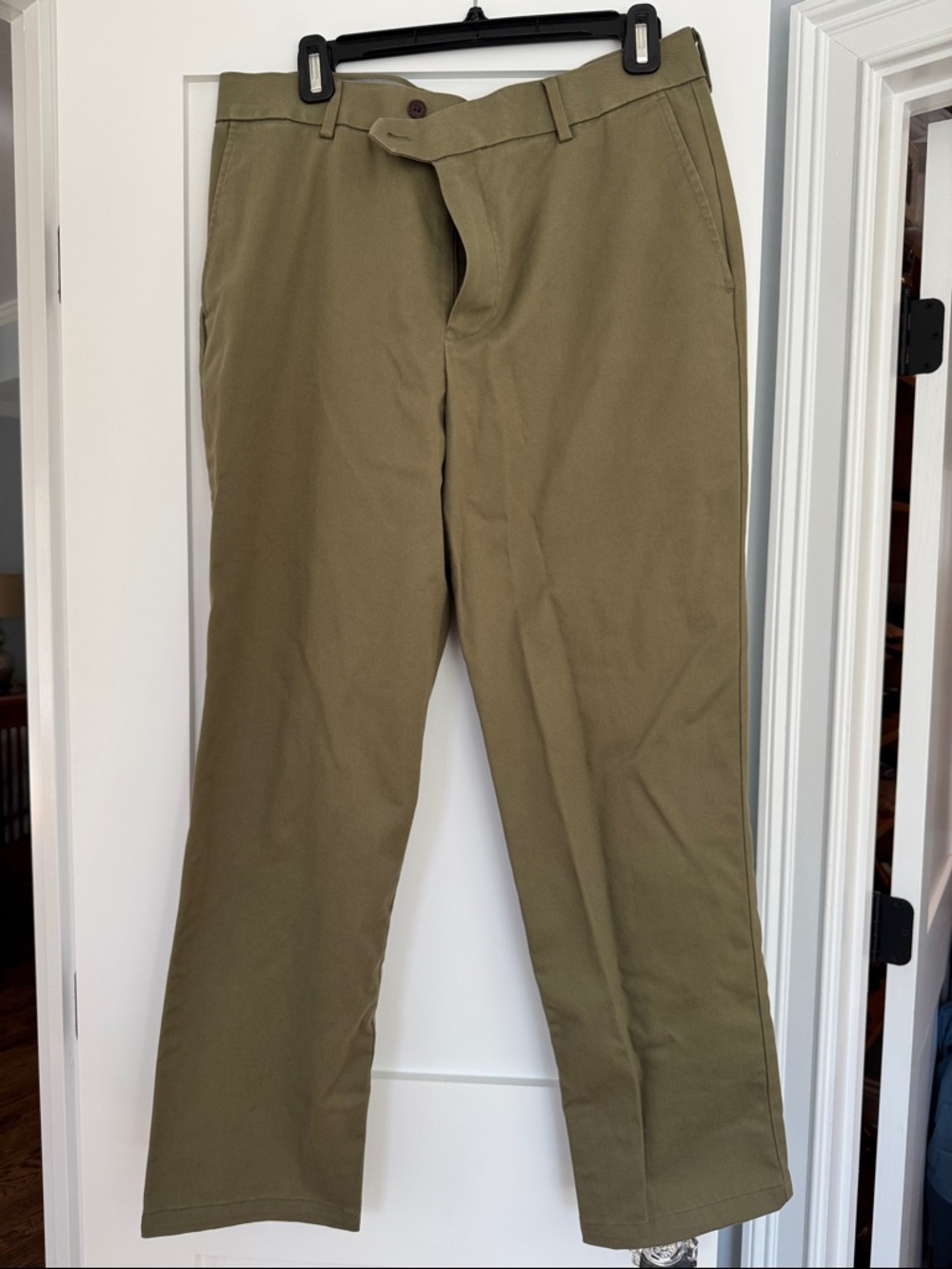 Charles Tyrwhitt non-iron classic fit 34w 30L